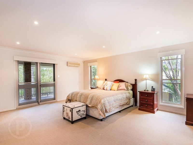 43 Stanmere Street, Carindale QLD 4152