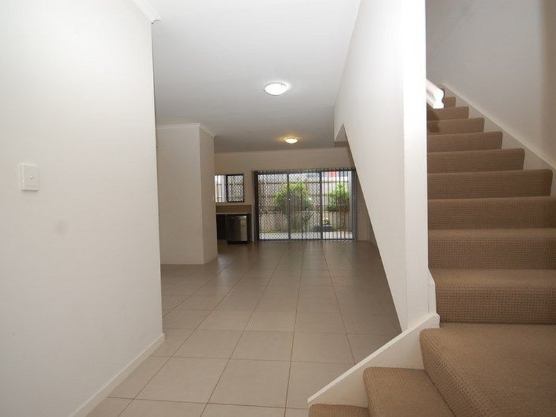 3/15 Mons Road, Carina QLD 4152