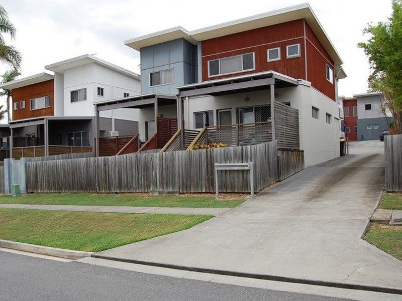 3/15 Mons Road, Carina QLD 4152