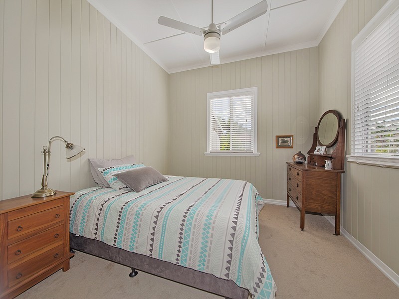 24 Durimbil Street, Camp Hill QLD 4152