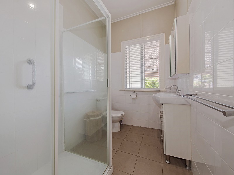 24 Durimbil Street, Camp Hill QLD 4152