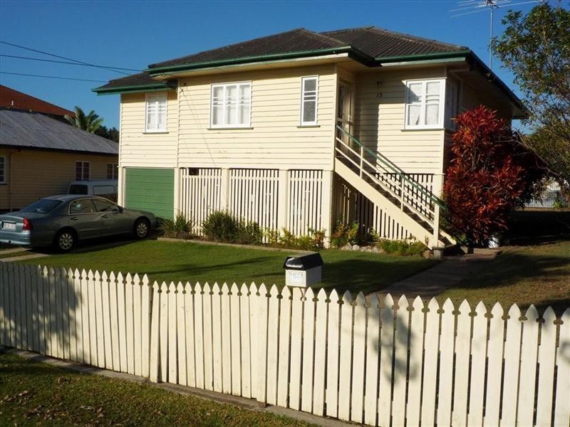 15 Sankey Street, Carina QLD 4152