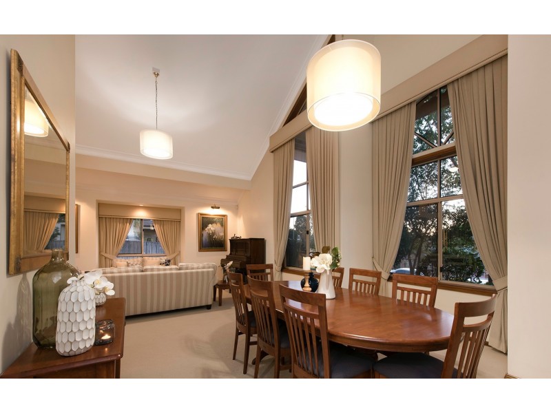 22 Jennings Court, Carindale QLD 4152