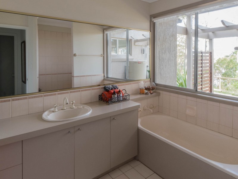 84 Howlett Road, Capalaba QLD 4157