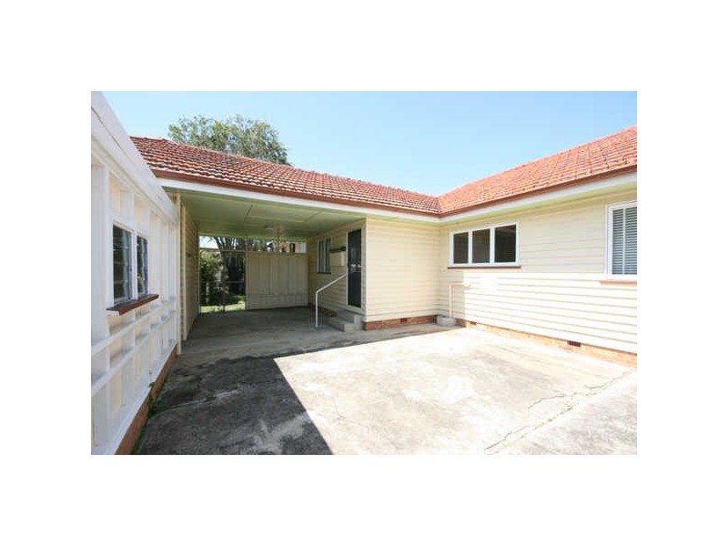 35 Murchison Street, Carina QLD 4152