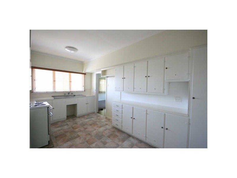 35 Murchison Street, Carina QLD 4152