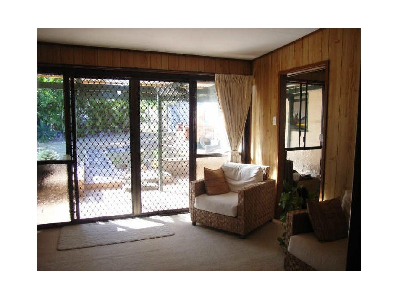 67 Pembroke Street, Carina QLD 4152