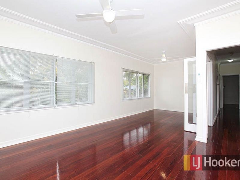 27 Faraday Street, Camp Hill QLD 4152