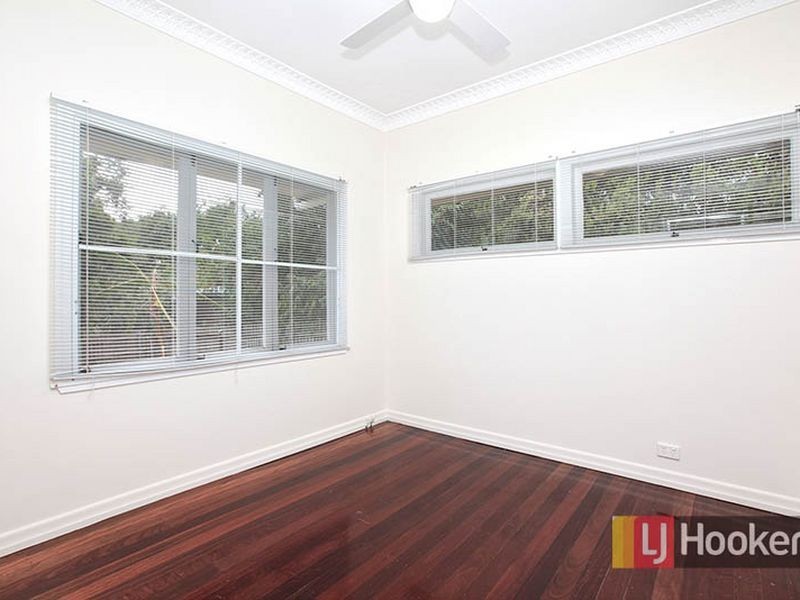 27 Faraday Street, Camp Hill QLD 4152