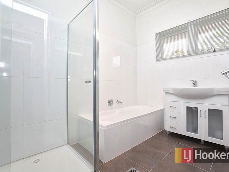 27 Faraday Street, Camp Hill QLD 4152