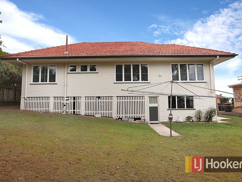 27 Faraday Street, Camp Hill QLD 4152