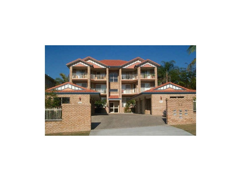 2/23 Sankey Street, Carina QLD 4152