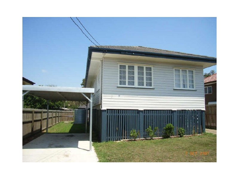 1492 Creek Road, Carina QLD 4152