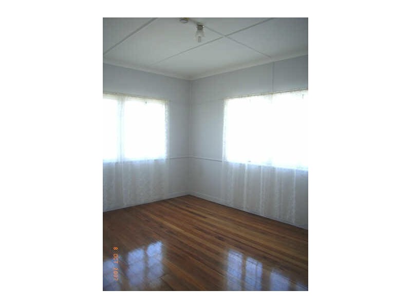 1492 Creek Road, Carina QLD 4152