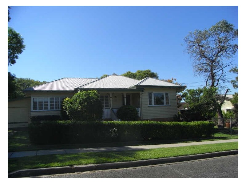 11 McEwan Street, Carina QLD 4152