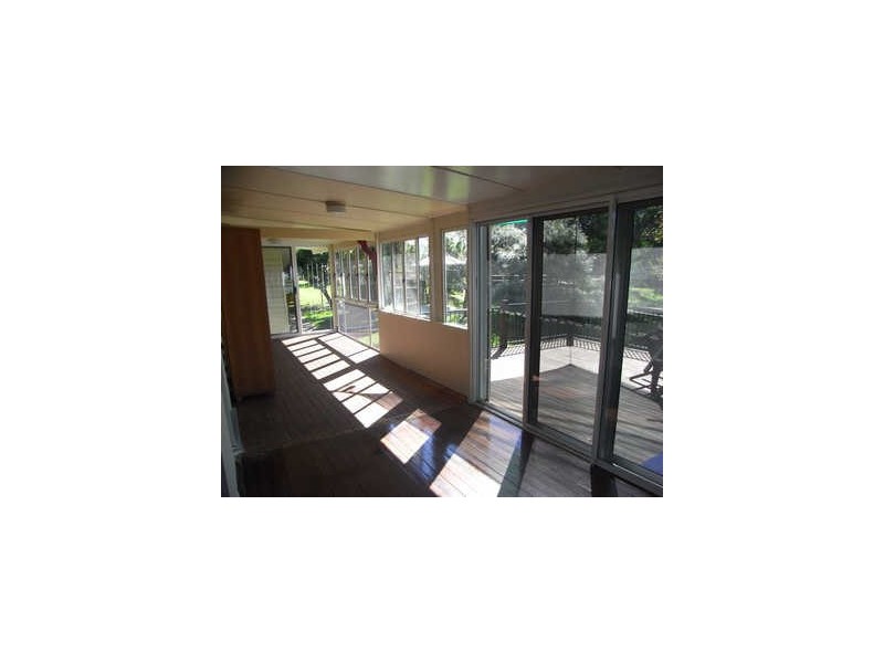 11 McEwan Street, Carina QLD 4152