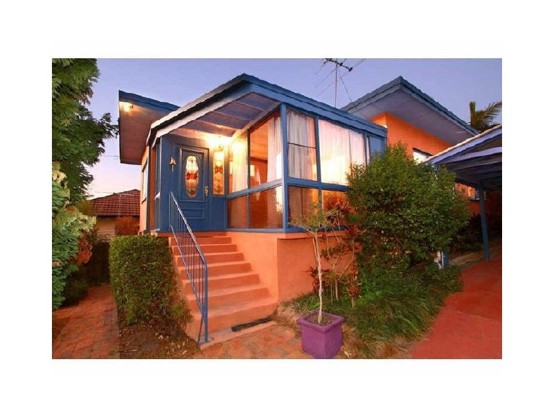 6 Brooks Street, Camp Hill QLD 4152