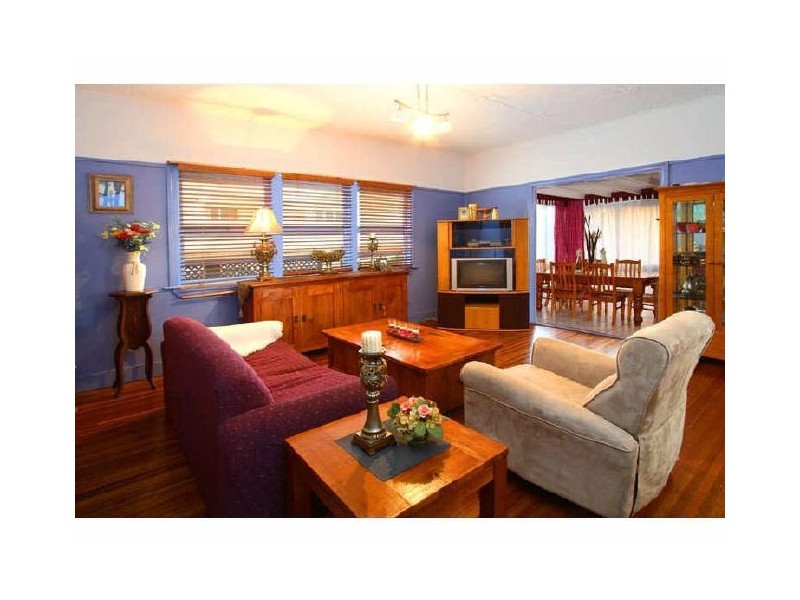 6 Brooks Street, Camp Hill QLD 4152