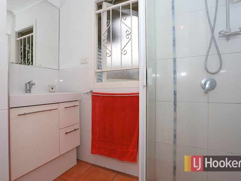 2 Bruce Street, Carina QLD 4152