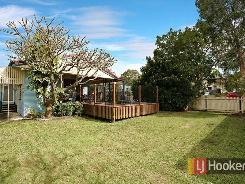2 Bruce Street, Carina QLD 4152