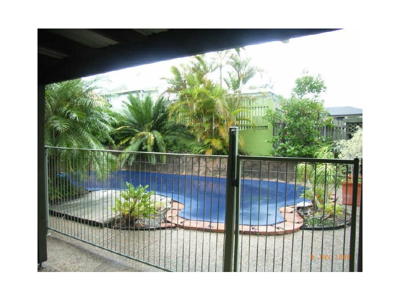 18 Bridle Street, Mansfield QLD 4122