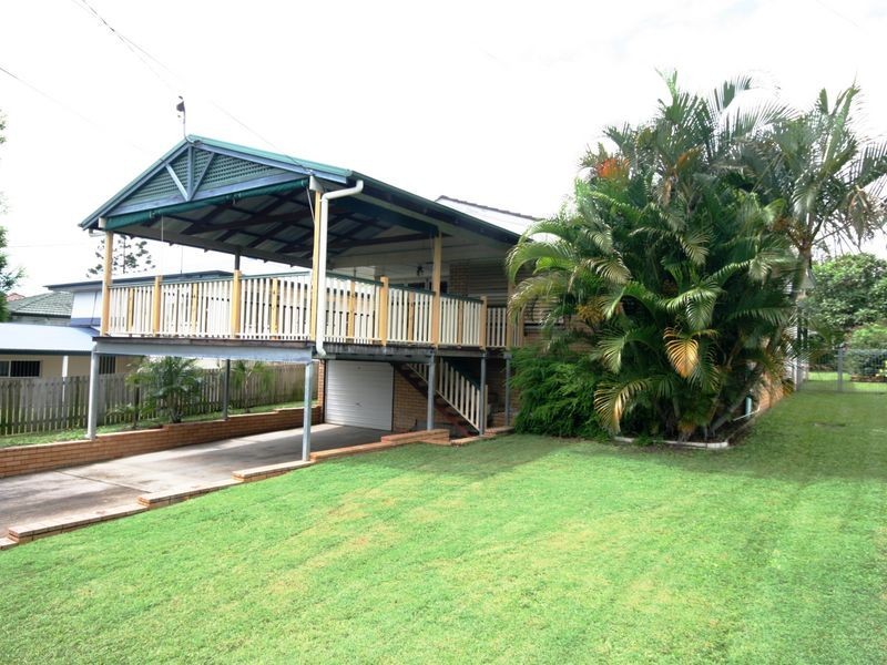 9 Chater Street, Carina QLD 4152