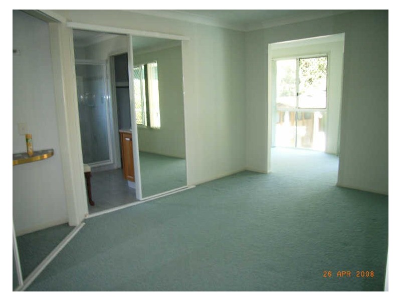 21 Amersham Crescent, Carindale QLD 4152