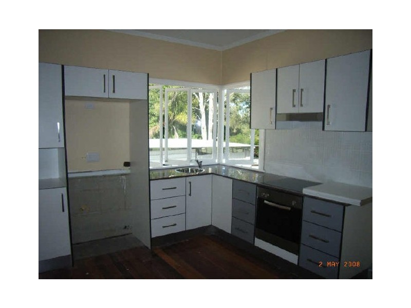 1 Napier Street, Carina QLD 4152