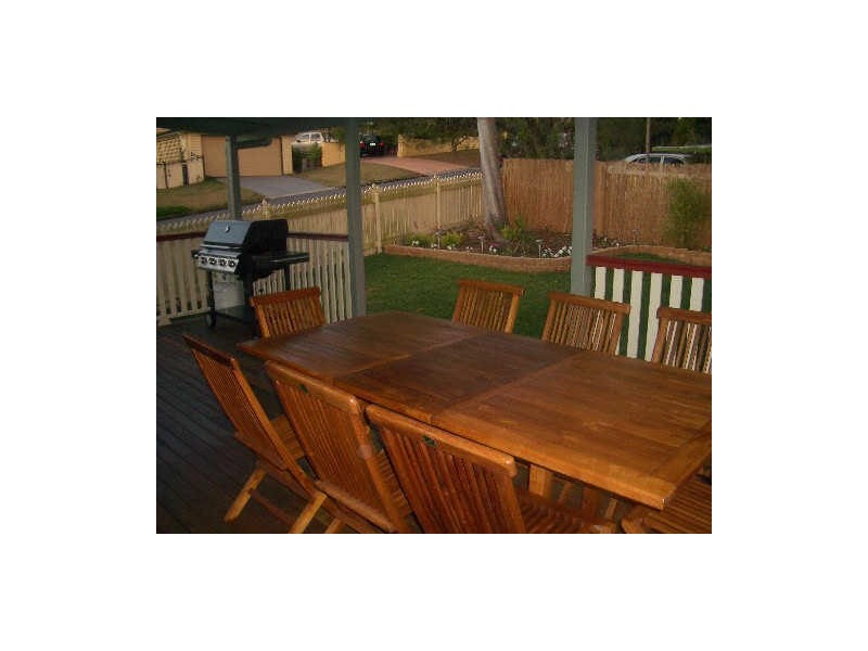 15 The Promenade, Camp Hill QLD 4152