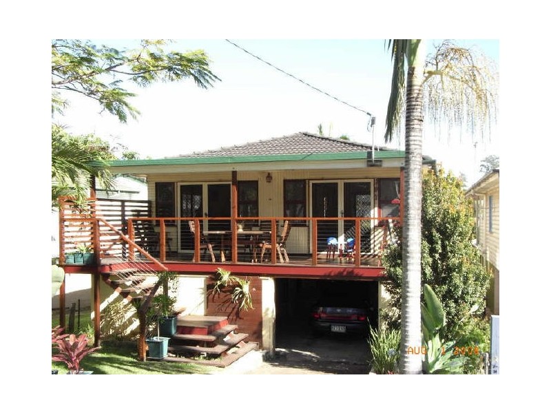24 The Promenade, Camp Hill QLD 4152