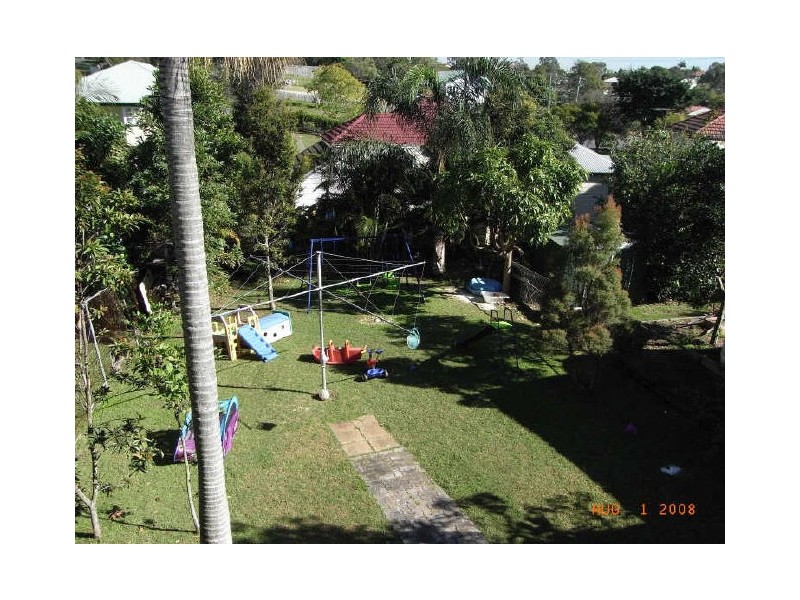 24 The Promenade, Camp Hill QLD 4152