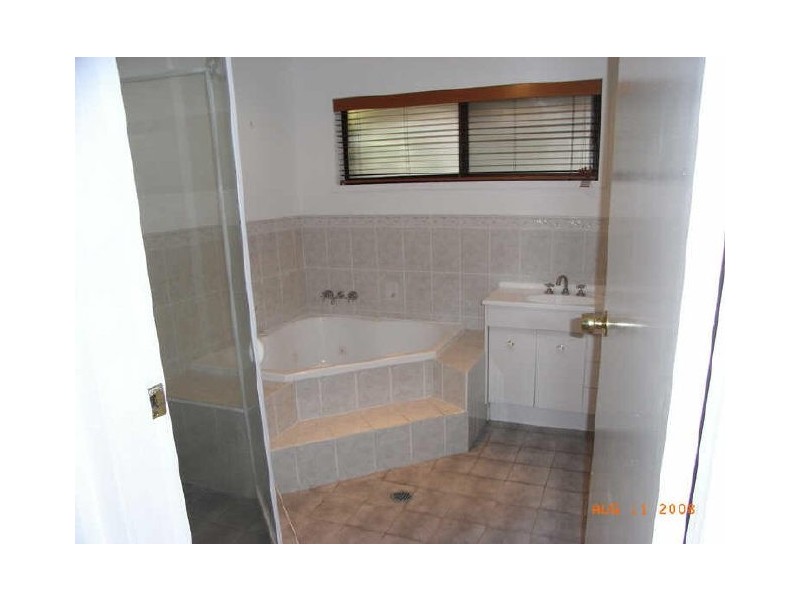 663 Creek Road, Mount Gravatt East QLD 4122