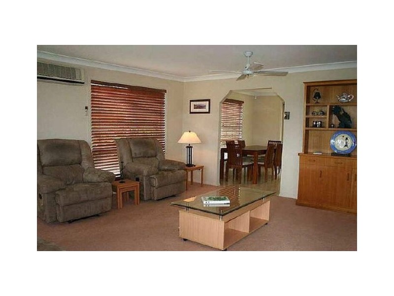 88 Donnington Street, Carindale QLD 4152