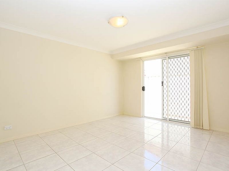 50 Kauri Street, Carindale QLD 4152