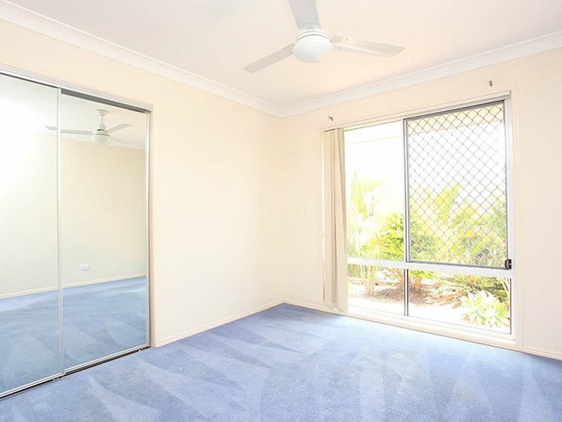 50 Kauri Street, Carindale QLD 4152