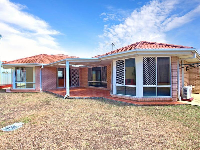 50 Kauri Street, Carindale QLD 4152