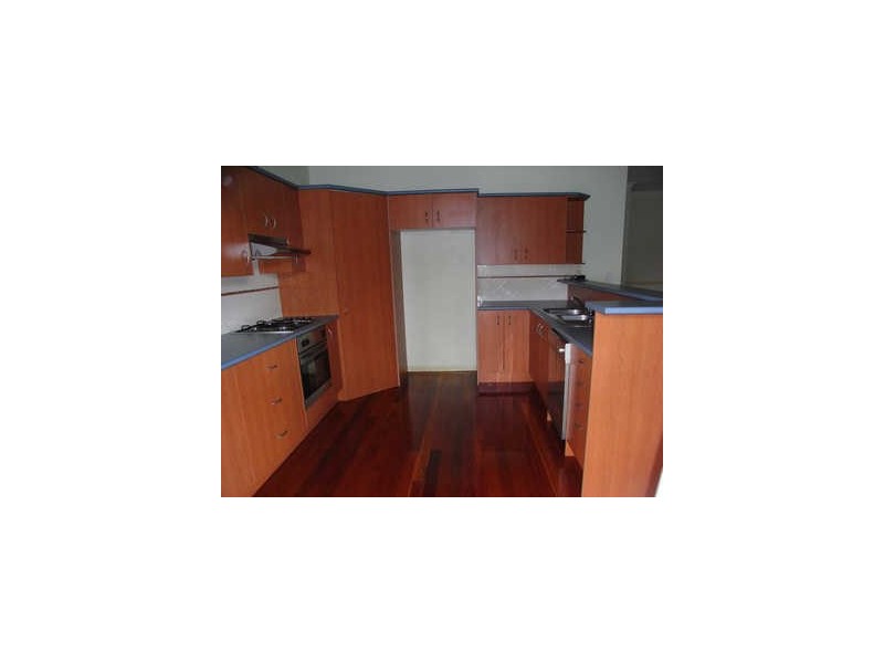 76 Raven Street, Camp Hill QLD 4152