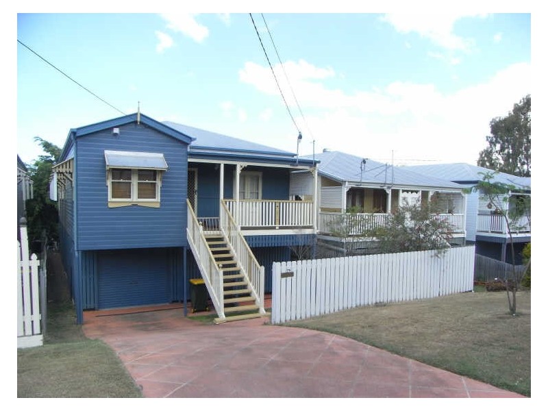 76 Raven Street, Camp Hill QLD 4152