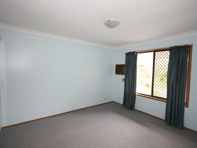 412 Winstanley Street, Carindale QLD 4152