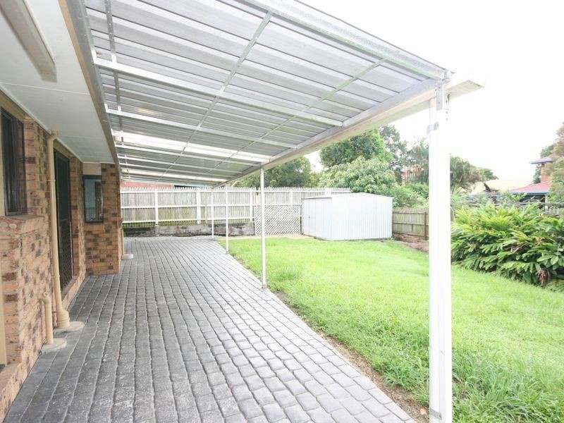 412 Winstanley Street, Carindale QLD 4152