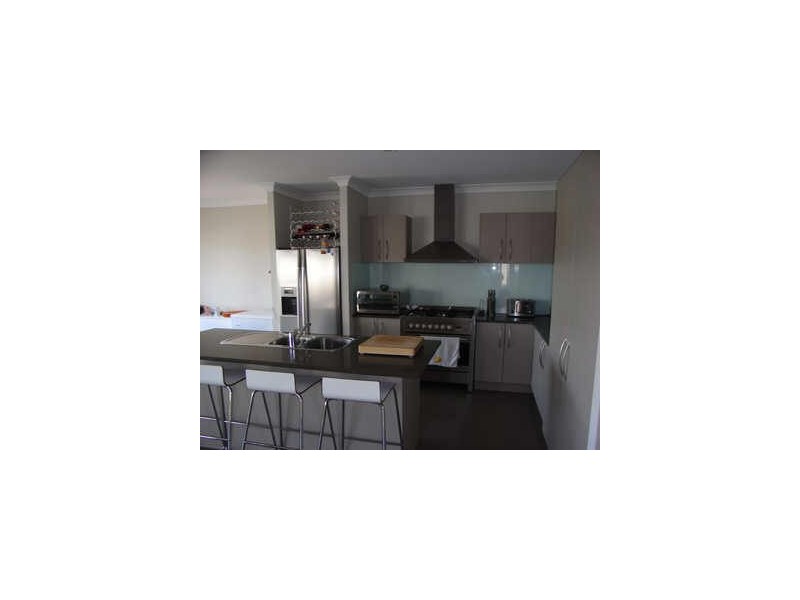 17 Talltrees Circuit, Wakerley QLD 4154