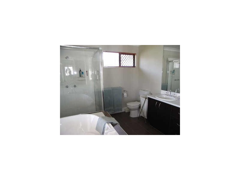 17 Talltrees Circuit, Wakerley QLD 4154