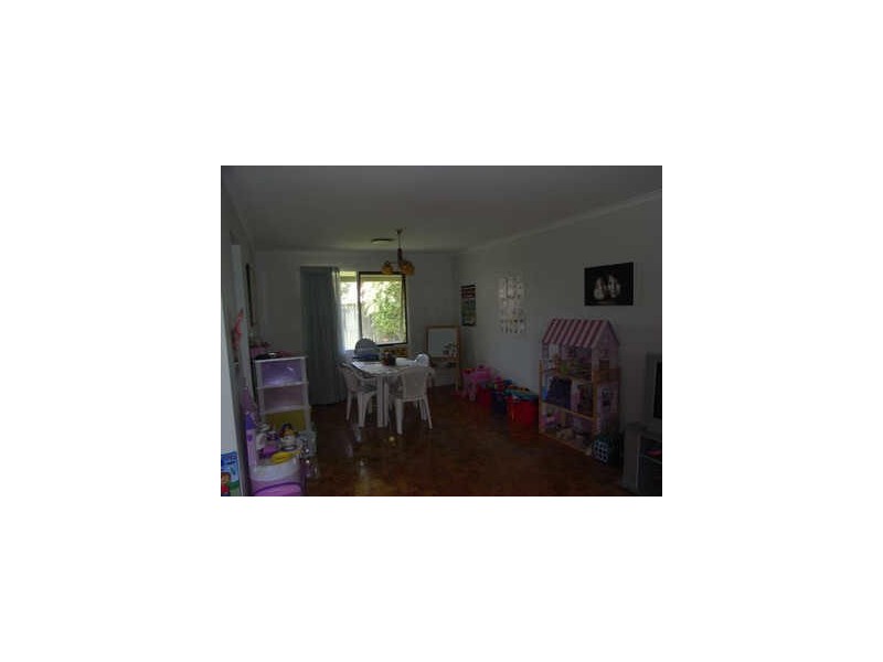 4 Caister Court, Carindale QLD 4152