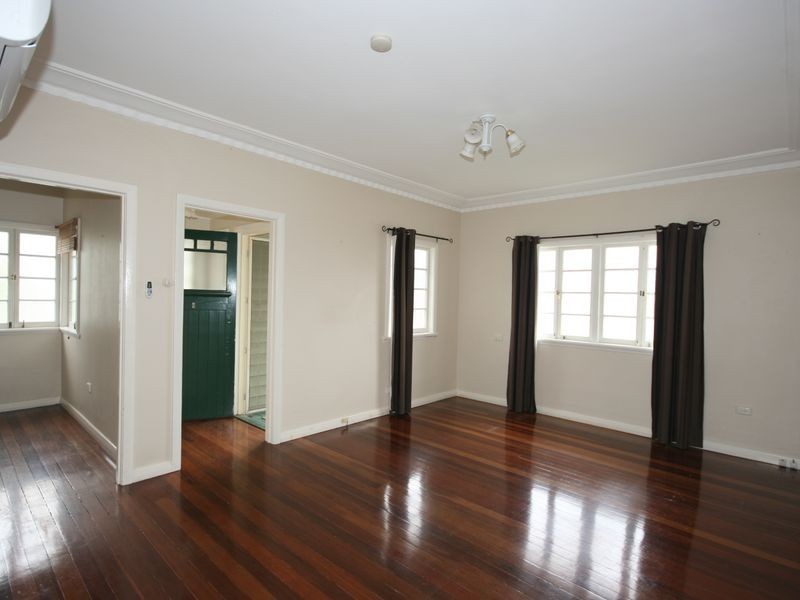 68 Burn Street, Camp Hill QLD 4152