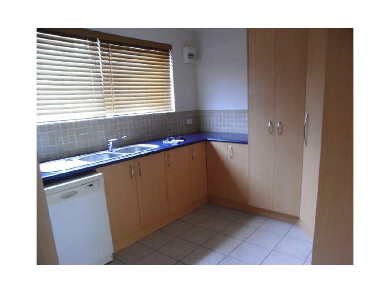 1/56 Kitchener Street, Coorparoo QLD 4151