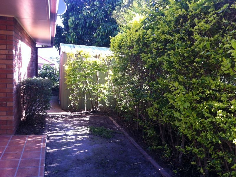 11 Cowell Street, Carindale QLD 4152