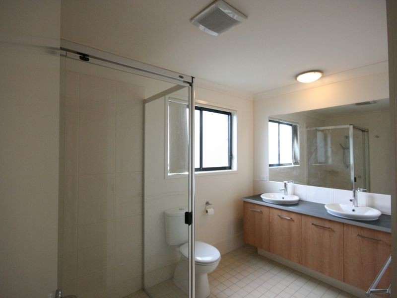 20/1 Celestial Court, Carina QLD 4152