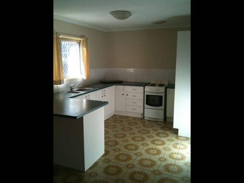 988 Creek Road, Carina Heights QLD 4152