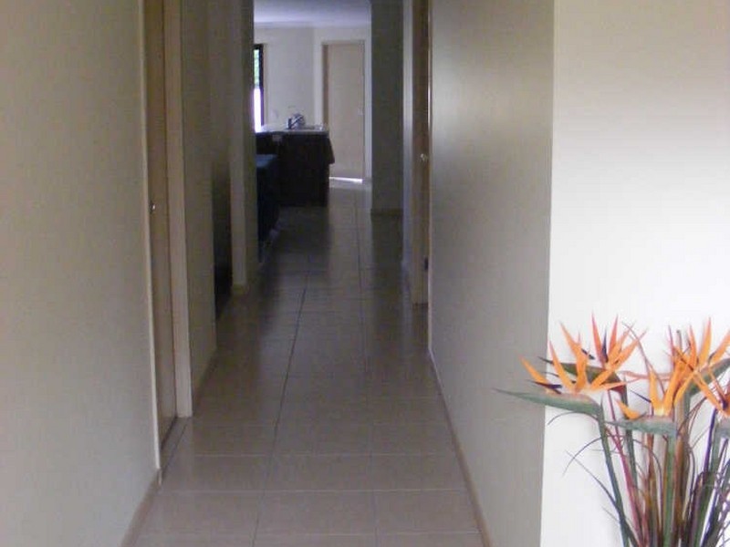 11 Melaleuca Place, Carindale QLD 4152