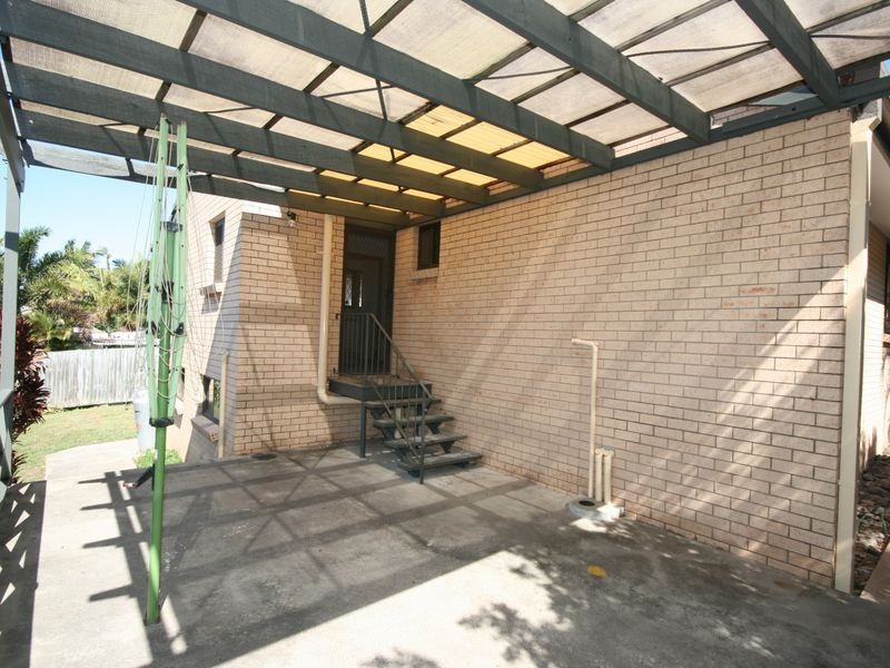 8 Mons Road, Carina Heights QLD 4152